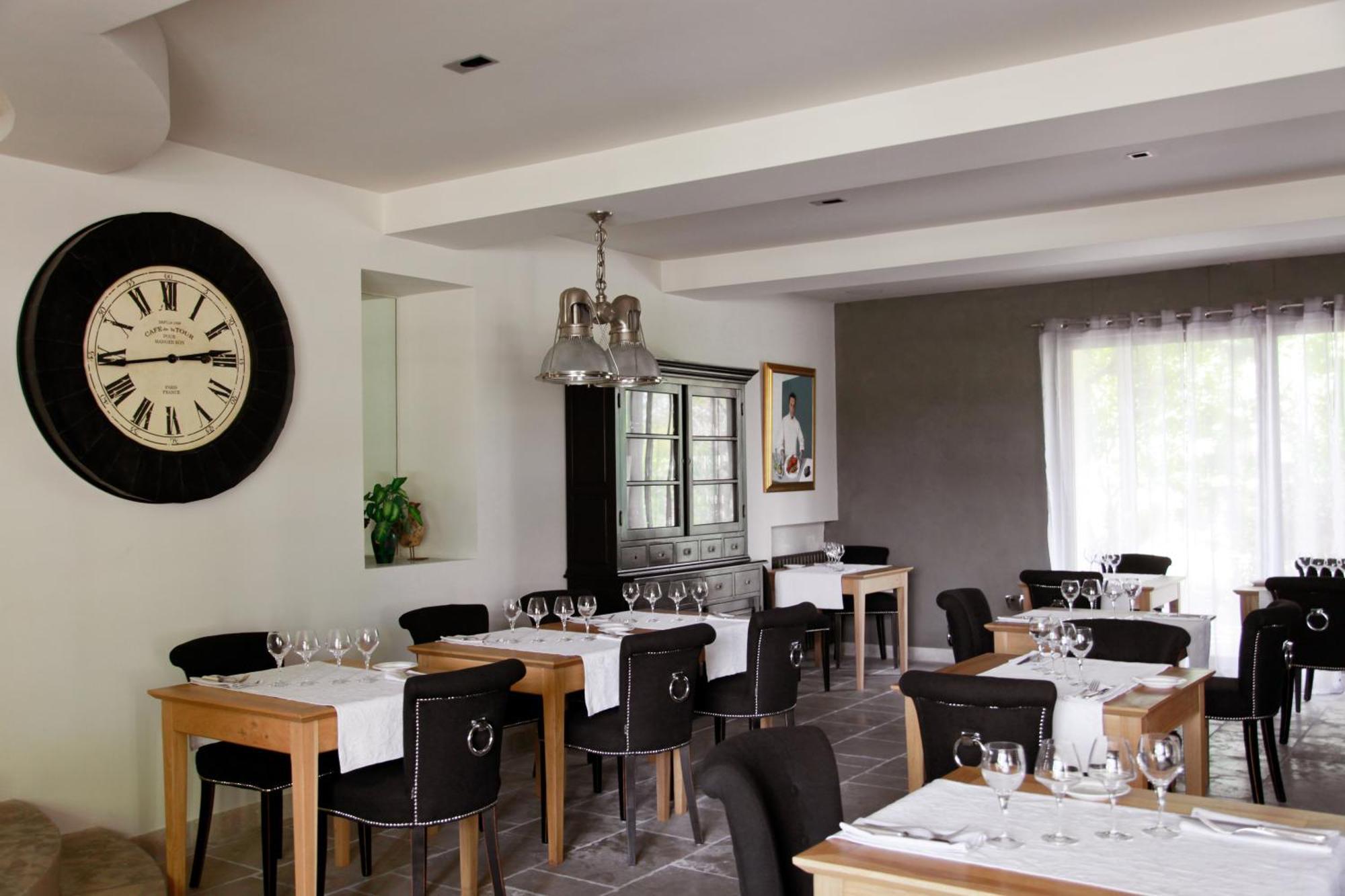 Hotel Le Pré Du Moulin - Maison Alonso - Hôtel&restaurant